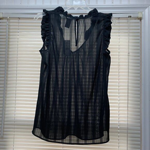 NWT New York & Company Short Sleeve Ruffle Blouse - Picture 2 of 4